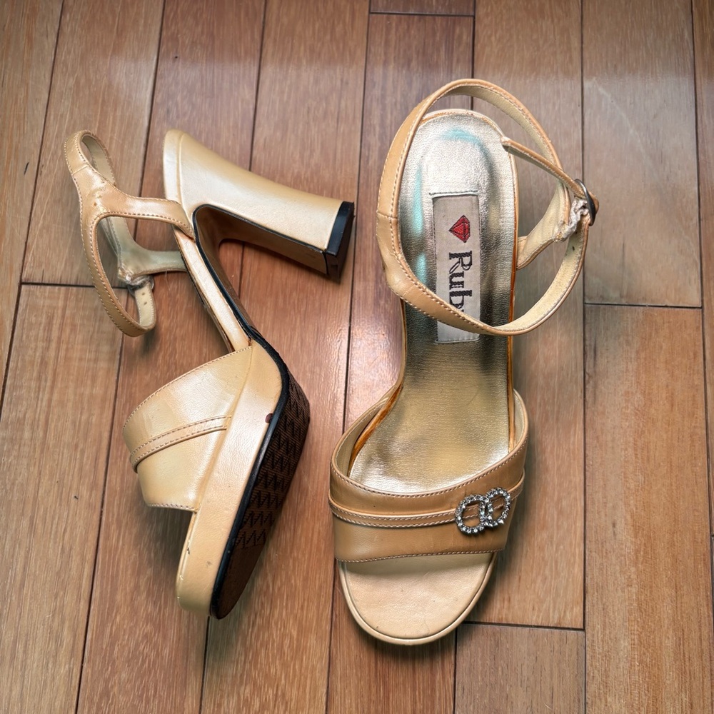 Tan Women's Sandals